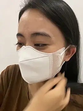 Snapshot of Mochi21 chatting on 09.24.25 Mochi21 online show from 09.24.25