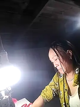 Snapshot of Hoala7890 chatting on 10.15.25 Hoala7890 online show from 10.15.25