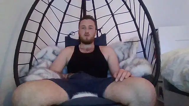 Snapshot of Keviios chatting on 10.21.25 Keviios online show from 10.21.25