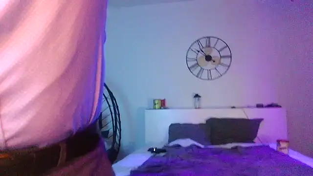 Snapshot of Keviios chatting on 11.19.25 Keviios online show from 11.19.25