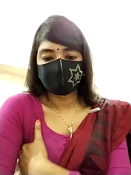 Puja-Rane online show from 10.20.25