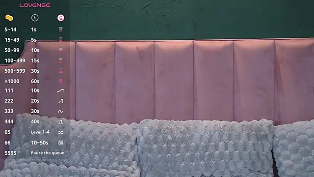 VanessaOlive online show from 09.25.25