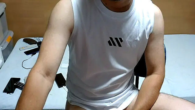 erosuke9 online show from 09.09.25