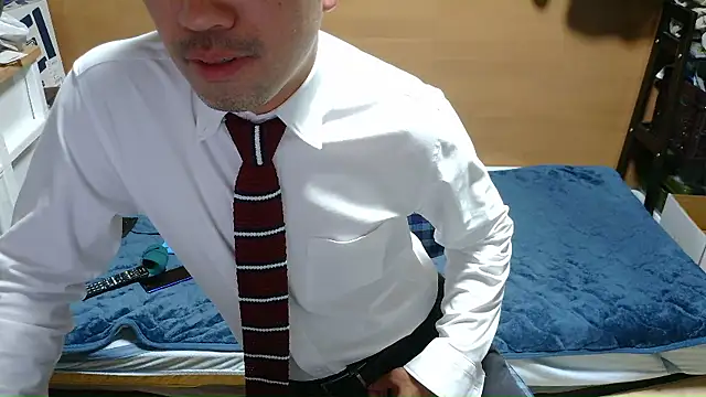 erosuke9 online show from 12.16.25