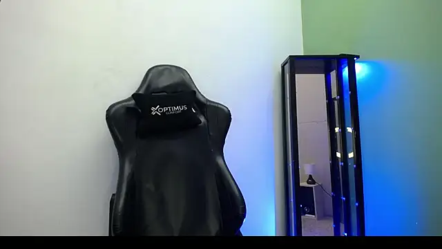 dilan hott  online show from 01.07.26