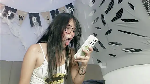 mishel hott online show from 10.29.25