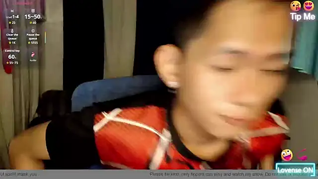 Snapshot of Skinny_CumLoader69 chatting on 05.21.26 Skinny CumLoader69 online show from 05.21.26
