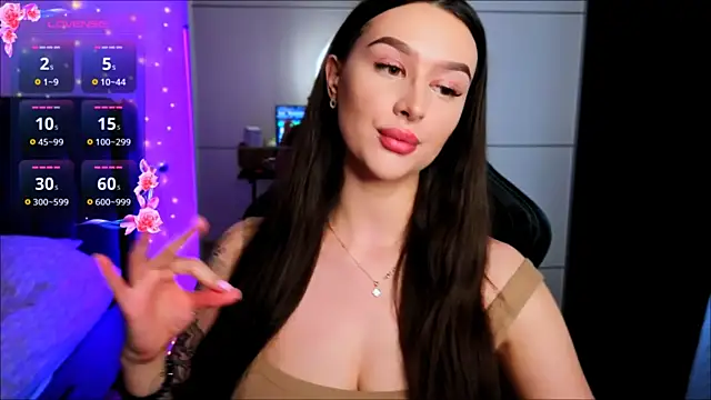 Veronica Larsson online show from 02.10.26