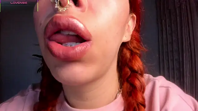 Snapshot of bri_von_dhara__ chatting on 09.17.25 bri von dhara   online show from 09.17.25