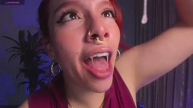 Snapshot of bri_von_dhara__ chatting on 10.19.25 bri von dhara   online show from 10.19.25