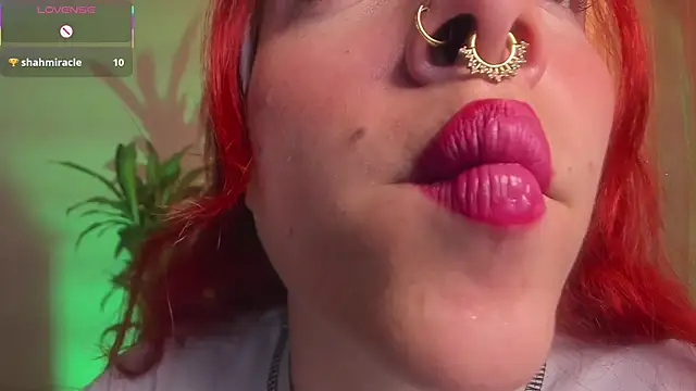 Snapshot of bri_von_dhara__ chatting on 10.20.25 bri von dhara   online show from 10.20.25