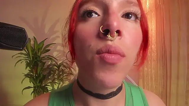 Snapshot of bri_von_dhara__ chatting on 10.22.25 bri von dhara   online show from 10.22.25