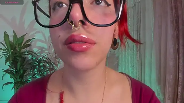 Snapshot of bri_von_dhara__ chatting on 10.24.25 bri von dhara   online show from 10.24.25