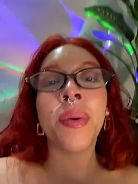 Snapshot of bri_von_dhara__ chatting on 11.14.25 bri von dhara online show from 11.14.25