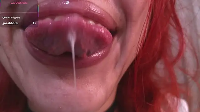 Snapshot of bri_von_dhara__ chatting on 12.03.25 bri von dhara online show from 12.03.25