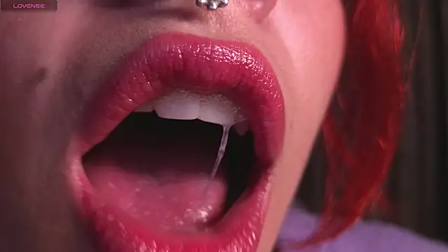 Snapshot of bri_von_dhara__ chatting on 12.05.25 bri von dhara online show from 12.05.25