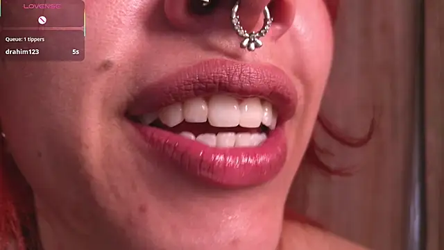 Snapshot of bri_von_dhara__ chatting on 12.14.25 bri von dhara online show from 12.14.25