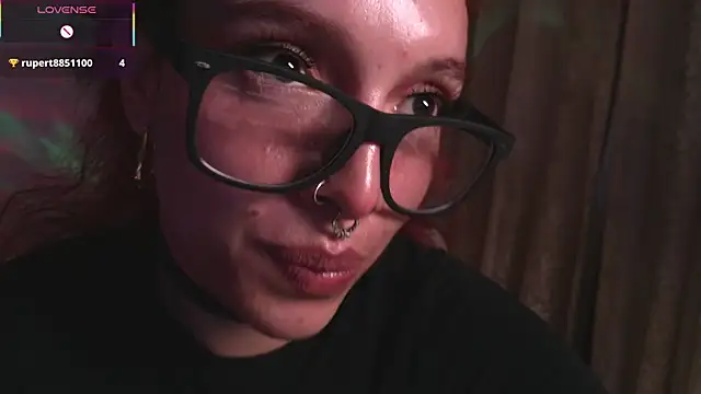 Snapshot of bri_von_dhara__ chatting on 12.17.25 bri von dhara online show from 12.17.25