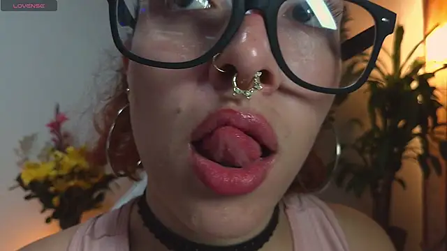 bri von dhara   online show from 06.11.26