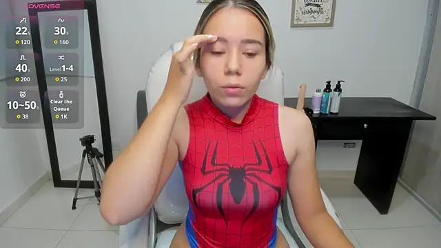 Aiilyn Ds online show from 09.24.25