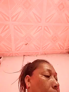 Naomi-Mature online show from 04.15.26