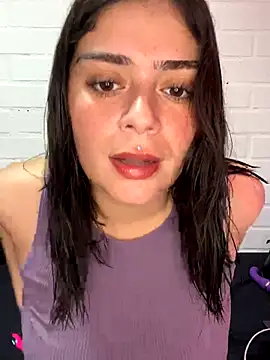 cami lorena online show from 09.29.25