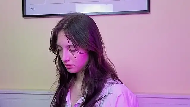 VernaWylie online show from 10.03.25