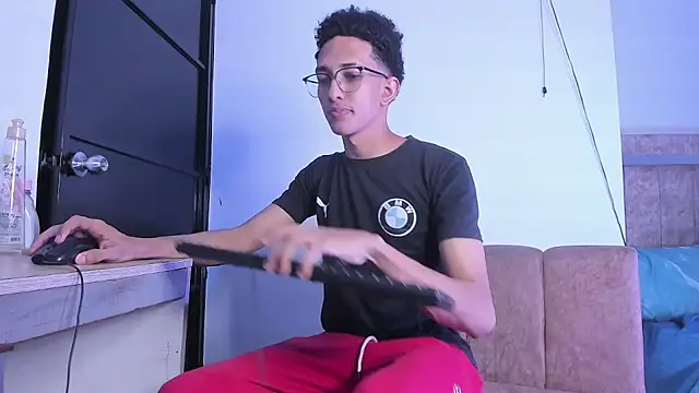 Snapshot of Cj_davis_ chatting on 10.10.25 Cj davis online show from 10.10.25