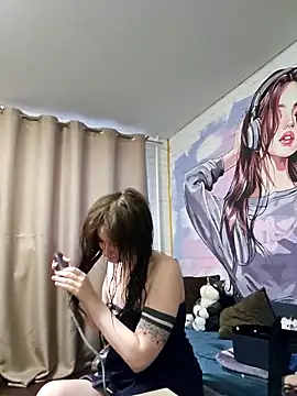 SophiaHarris online show from 09.29.25