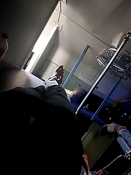 Snapshot of silverarmy5 chatting on 09.25.25 silverarmy5 online show from 09.25.25