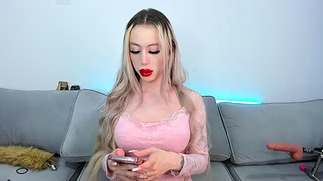 Sweet Soffi online show from 11.04.25