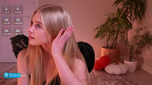 Miablueye online show from 10.30.25