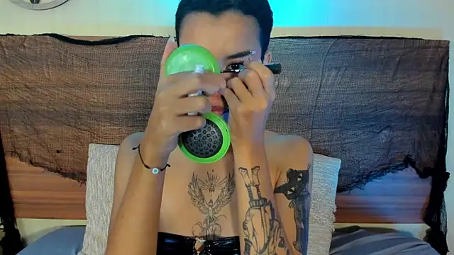 AnnyKitty  online show from 10.10.25