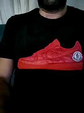 Snapshot of fearleass chatting on 09.17.25 fearleass online show from 09.17.25