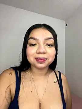 Snapshot of Ferzaya chatting on 09.28.25 Ferzaya online show from 09.28.25