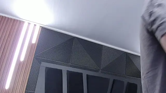 Arthur Holland online show from 09.10.25