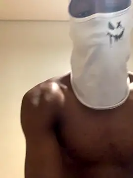 Snapshot of Mellow_Joe chatting on 10.28.25 Mellow Joe online show from 10.28.25