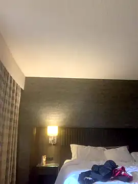 Snapshot of Hothotboyg chatting on 09.22.25 Hothotboyg online show from 09.22.25