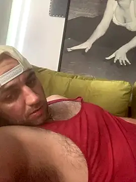 Snapshot of Hothotboyg chatting on 09.23.25 Hothotboyg online show from 09.23.25