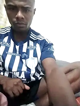 Snapshot of _yefez chatting on 10.14.25  yefez online show from 10.14.25