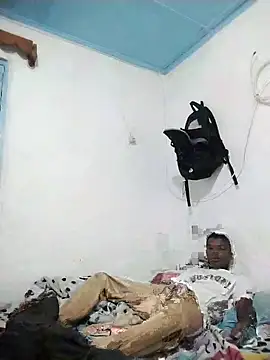 Snapshot of _yefez chatting on 10.21.25  yefez online show from 10.21.25