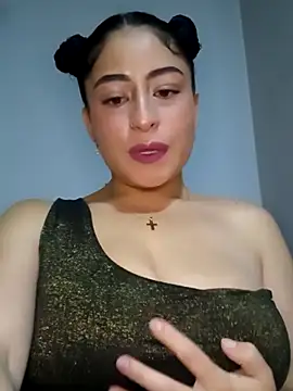 Valejensen0716 online show from 10.17.25