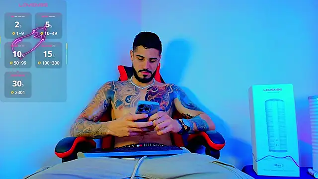 Snapshot of amodeus_bael_ chatting on 10.21.25 amodeus bael  online show from 10.21.25