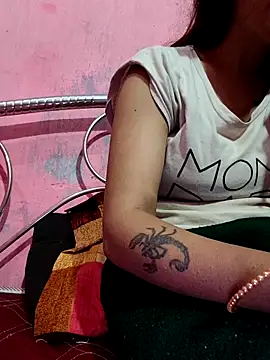 Snapshot of dezy_34 chatting on 11.03.25 dezy 34 online show from 11.03.25