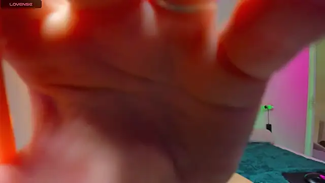 ArinaWinss online show from 10.08.25