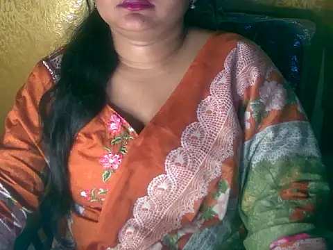 Saniya K online show from 10.13.25