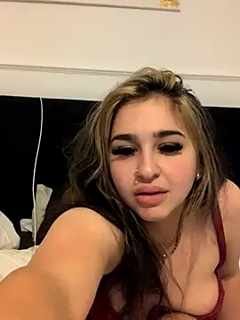 BrunetteBrat-xo online show from 10.23.25