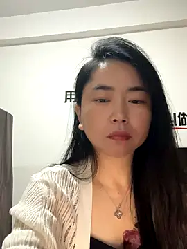 Snapshot of DHJM168 chatting on 09.25.25 DHJM168 online show from 09.25.25