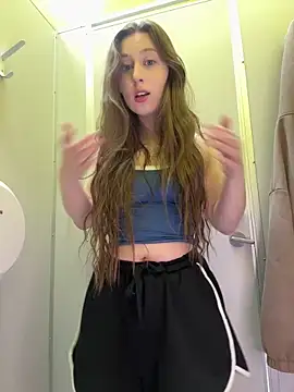 FroggyAnna online show from 04.14.26