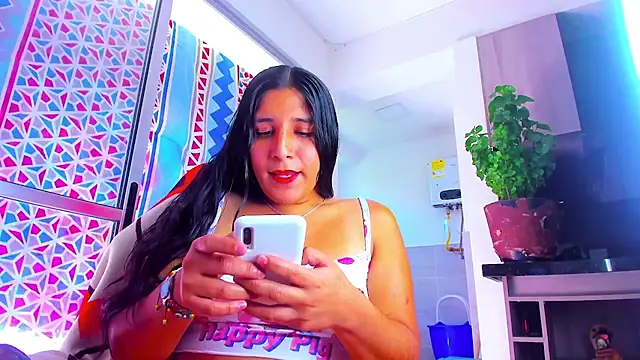 Snapshot of laura_goddess_ts chatting on 09.23.25 laura goddess ts online show from 09.23.25